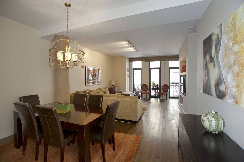 The Grand Madison Flat Iron Magnificient  Large One Bedroom, Home Office, + Balcony