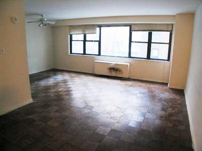 Large Alcove Studio Blocks from Union Square