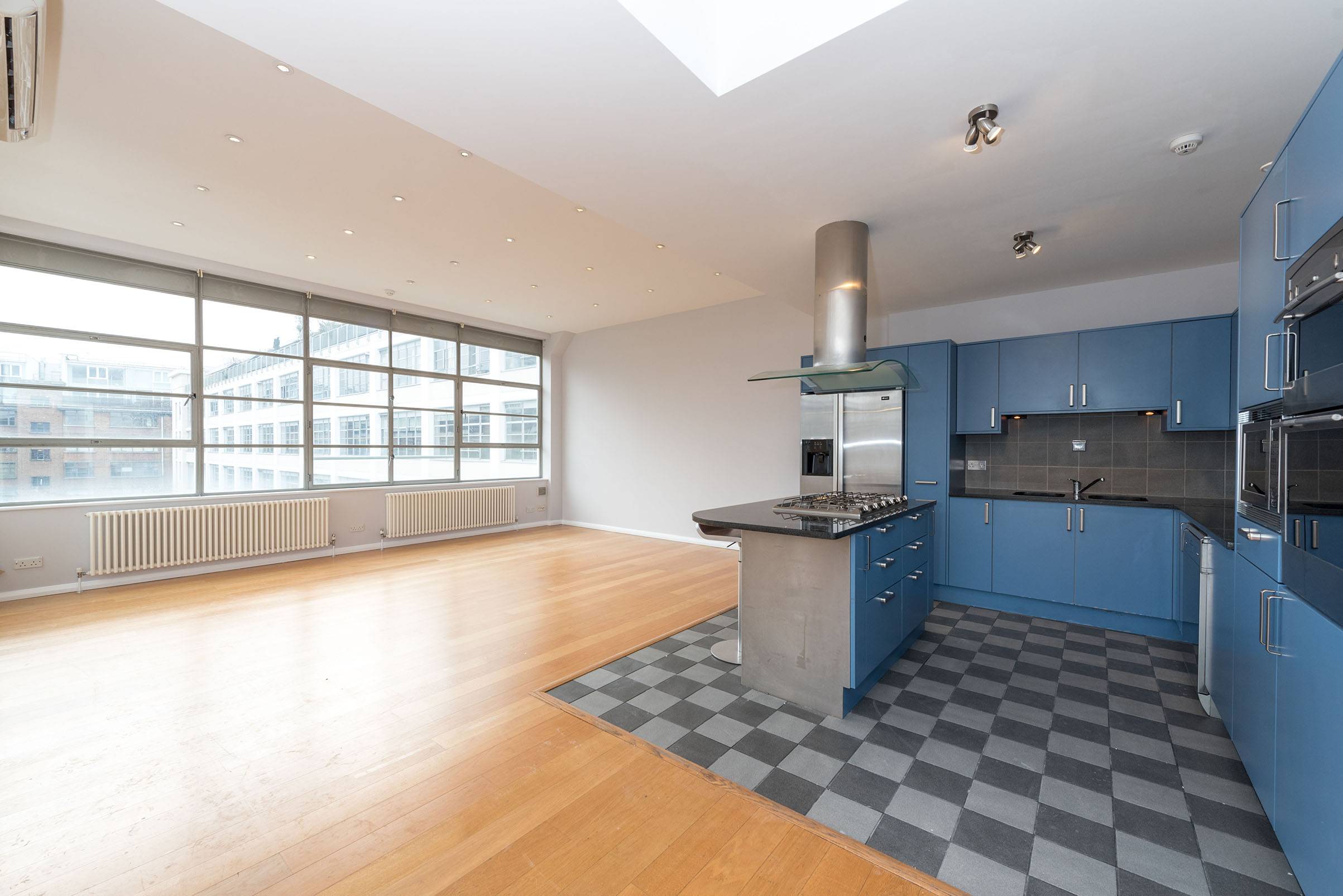 Large Two Bed Loft - Shepherdess Walk, London, N1