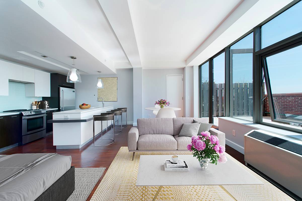 Mint Studio at the Powerhouse LIC, 24/7 Concierge, Skyline Views, Huge Terrace, W/D in Unit, 4 Closets, and 10 mins to Midtown