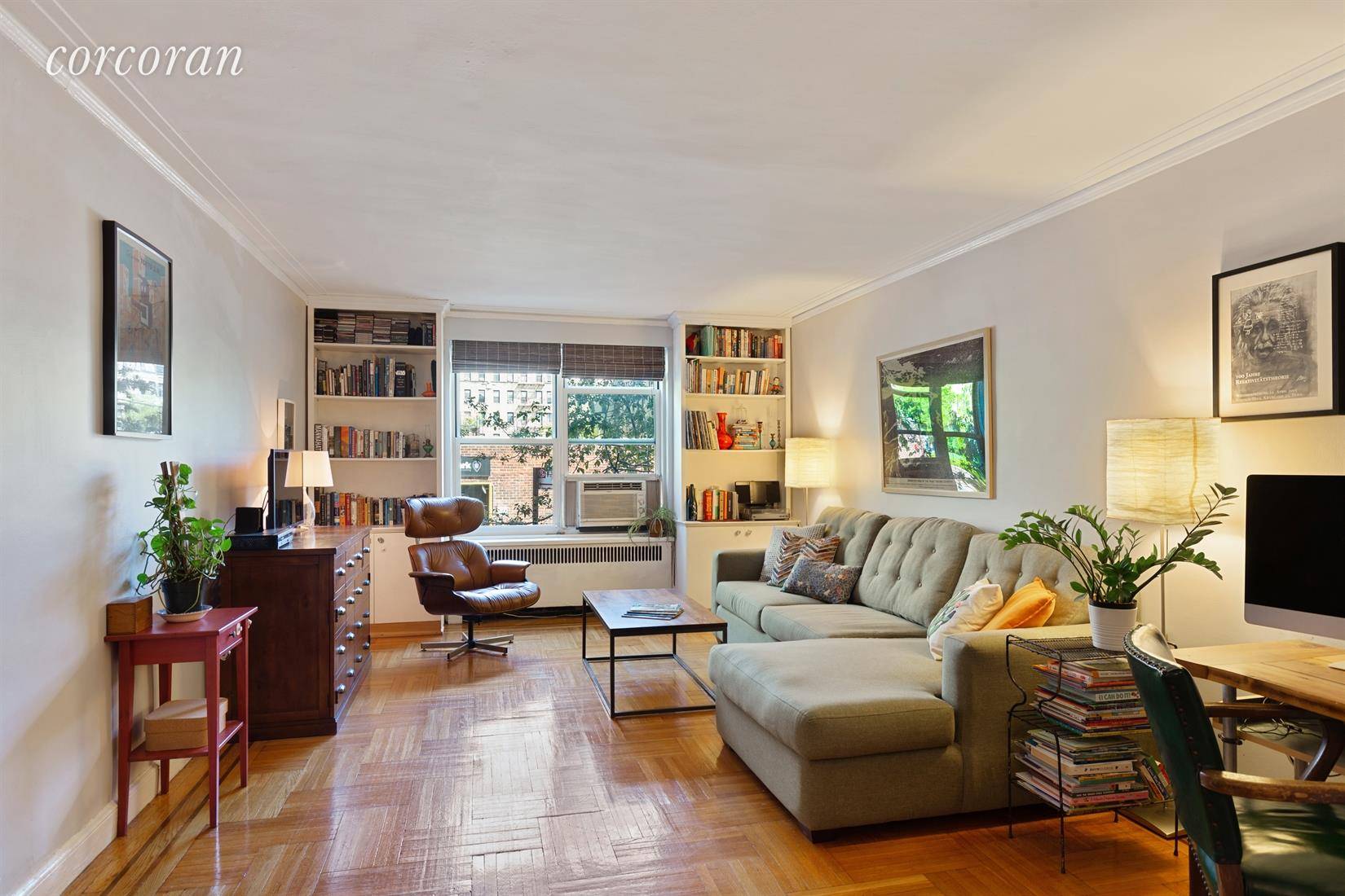 PRICED TO SELL ! BEST JR 4 VALUE IN PRIME HUDSON HEIGHTS This sunny Deco gem is the one you have been waiting for, perfectly situated across from PS 187 ...