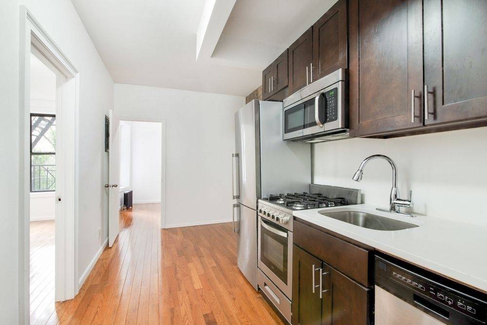 Fantastic 2 Bedroom - Prime East Village Location - Union Square - NYU - Thompson Sq Park