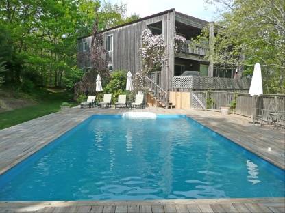 GREAT WATERFRONT COMMUNITY East Hampton Northwest