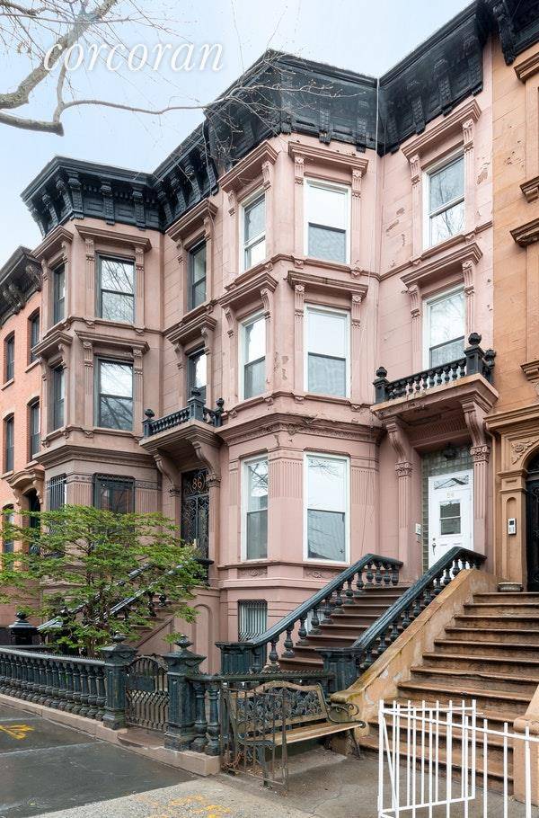 Neo Grec beauty for sale in Park Slope !