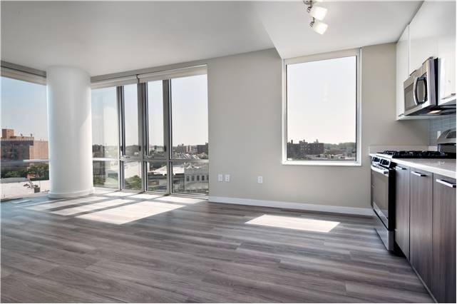 Corner Apartment 2 Bedroom at 1 Brooklyn Bay