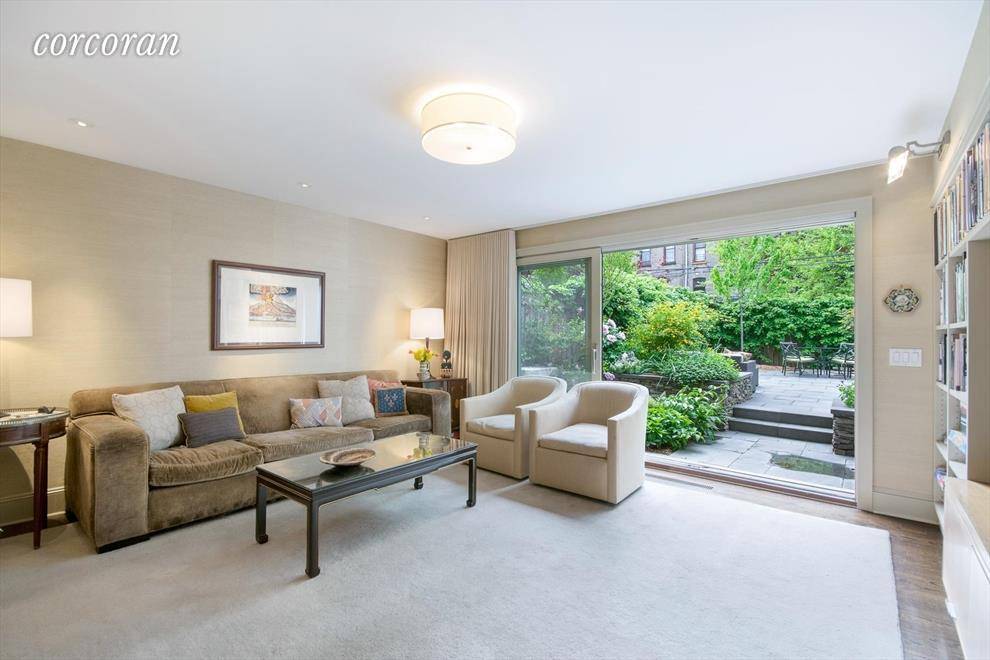 LUXURIOUS LIVING in a SUPERB Park Slope townhouse.
