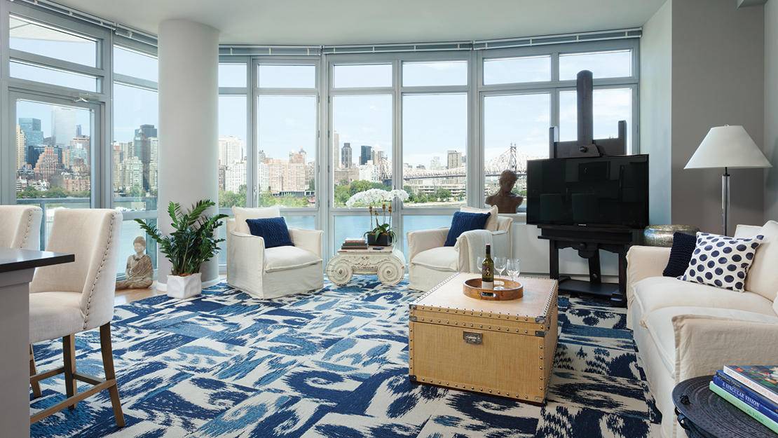 Gorgeous LIC North-facing Corner Two Bed, Two Bath, with an Open Kitchen, Impressive Living/Dining Area with Surrounding Floor-to-Ceiling Windows, Incredible Closet Space, In-Unit Washer/Dryer, and a Balcony with Beautiful Northwest River and City Views.