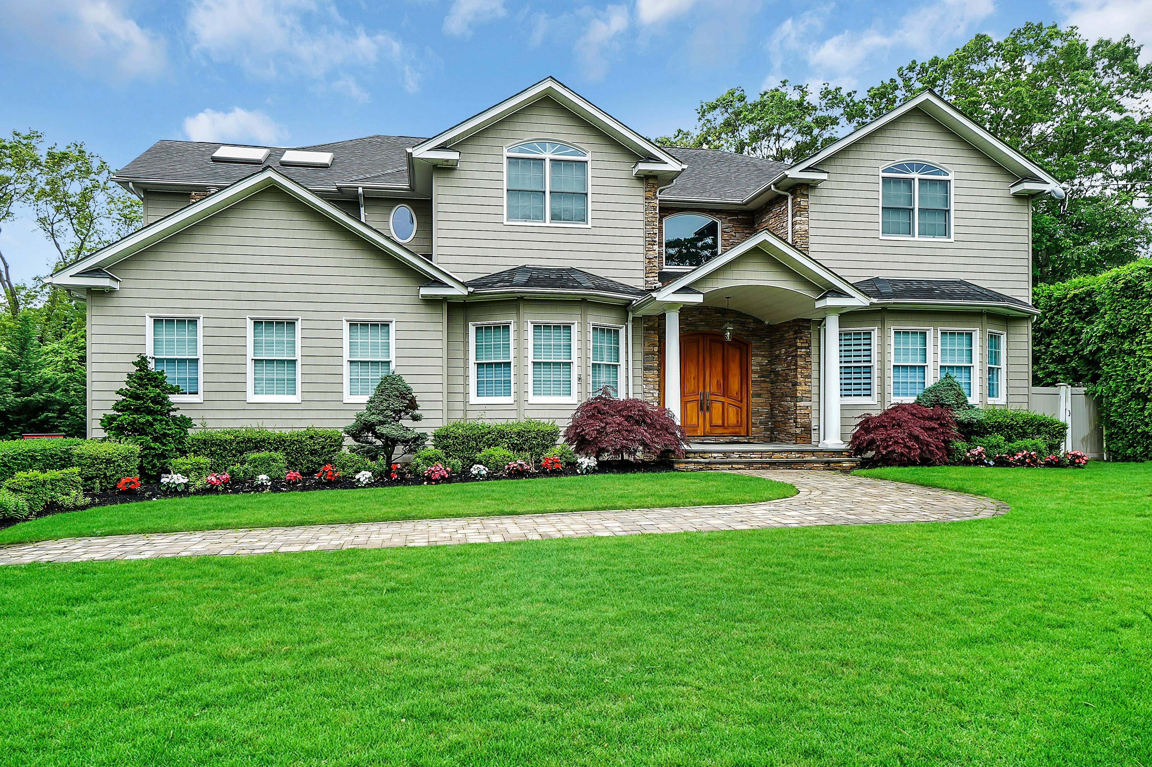 Dix Hills Timeless, Elegant, & Sophisticated 6 Bedroom, 6.5 Bath Colonial