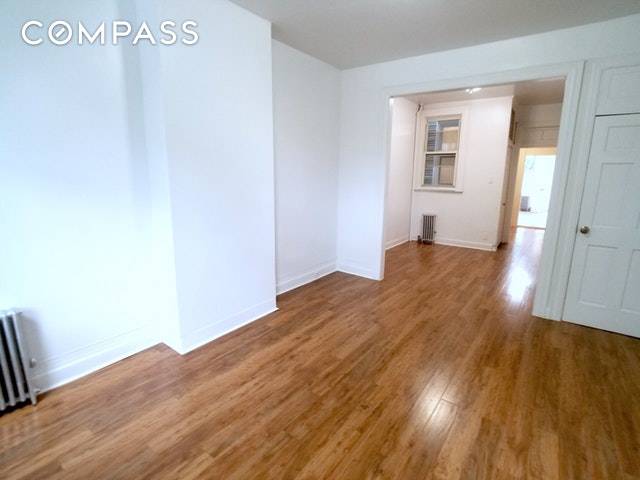 Spread out, and enjoy living in an oversized 1BR on a gorgeous tree lined street in Greenpoint.