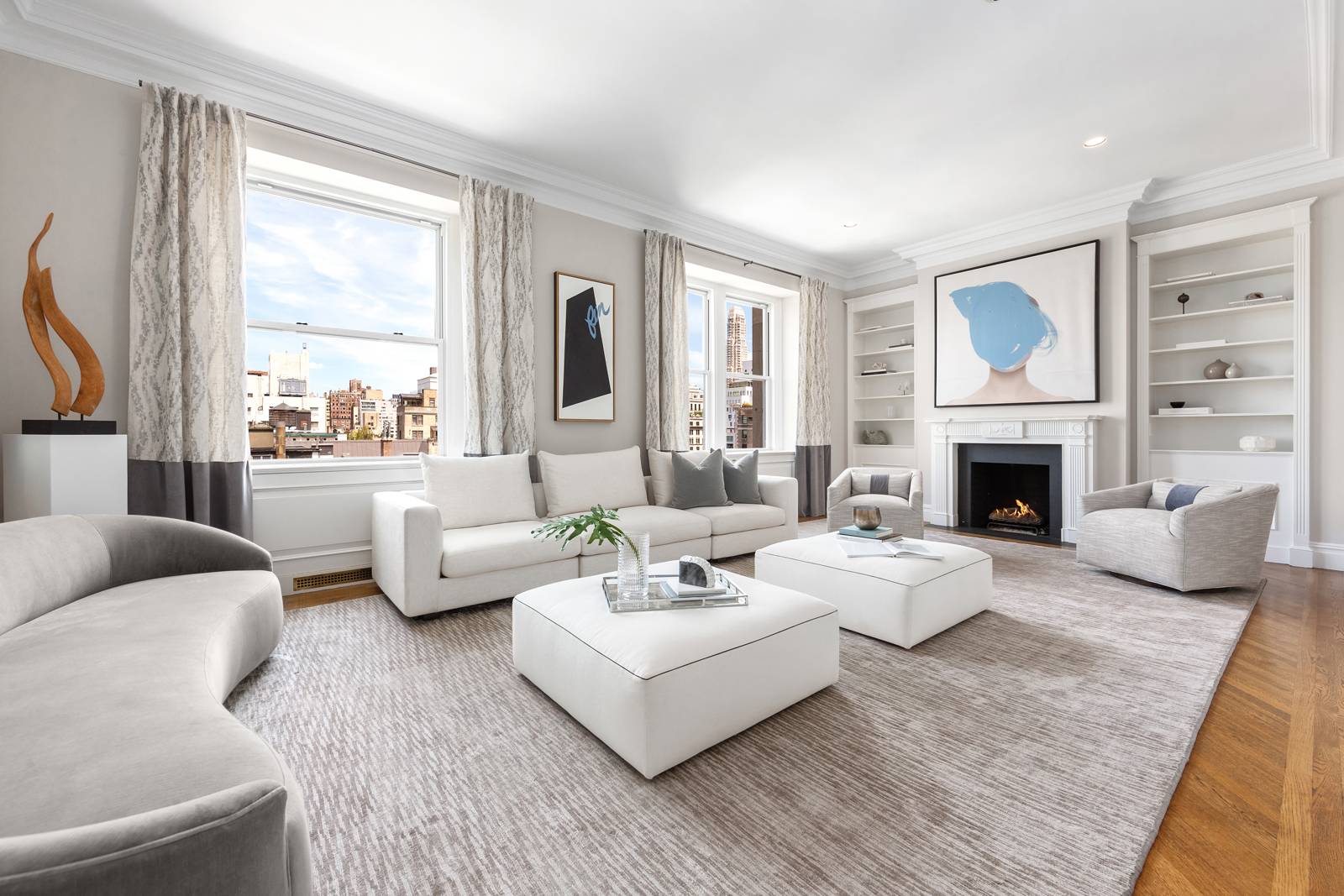 Palatial Duplex Penthouse with Rooftop Solarium and 800 sqft Private Terrace