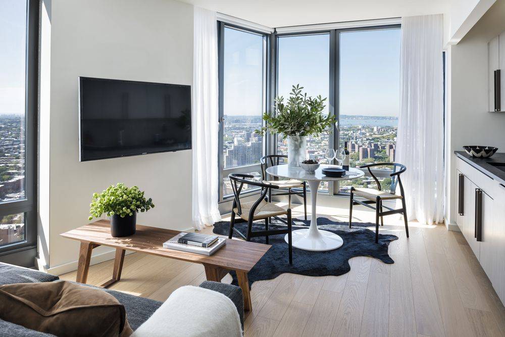 Stunning Sunsets in Ultra Luxury Studio in Fort Green Building