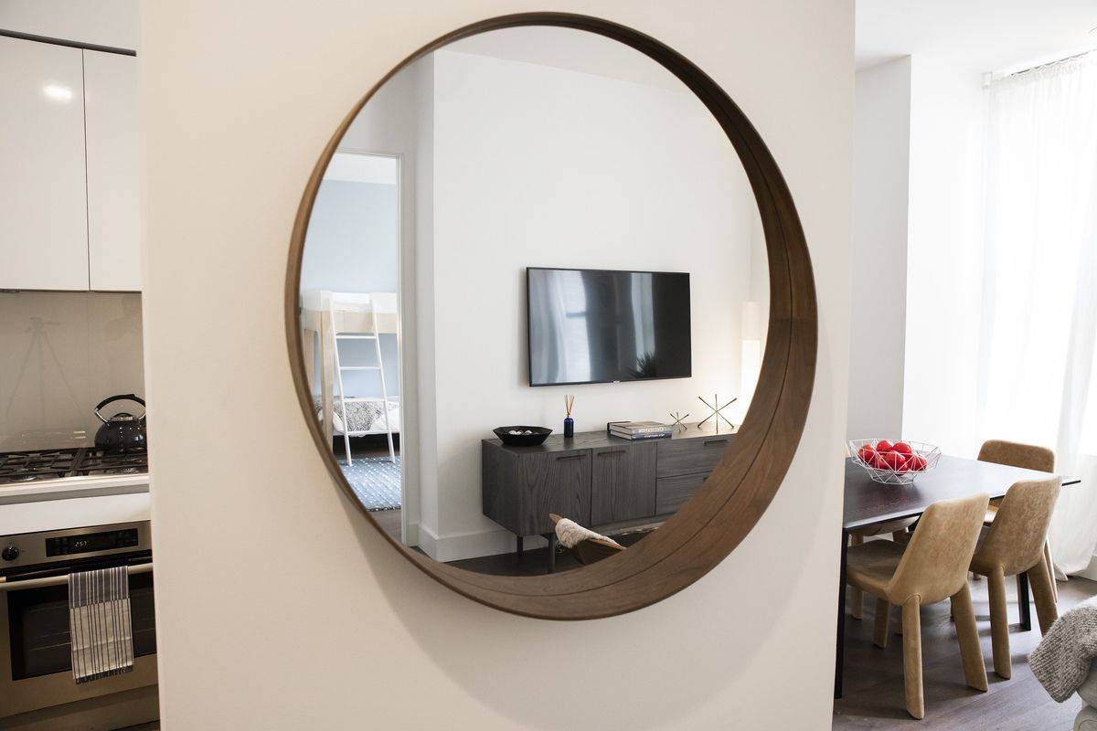 LANDMARK, BROAD STREET,STOCK EXCHANGE,AMAZING FINANCIAL DISTRICT LOCATION,2 BEDROOMS 2 BATHROOMS