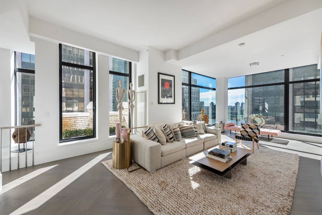 NEW DEVELOPMENT: 101 WALL BY THE WATER