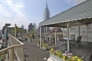 Lcove Studio in a Murray Hill  Full-Service Condominium
