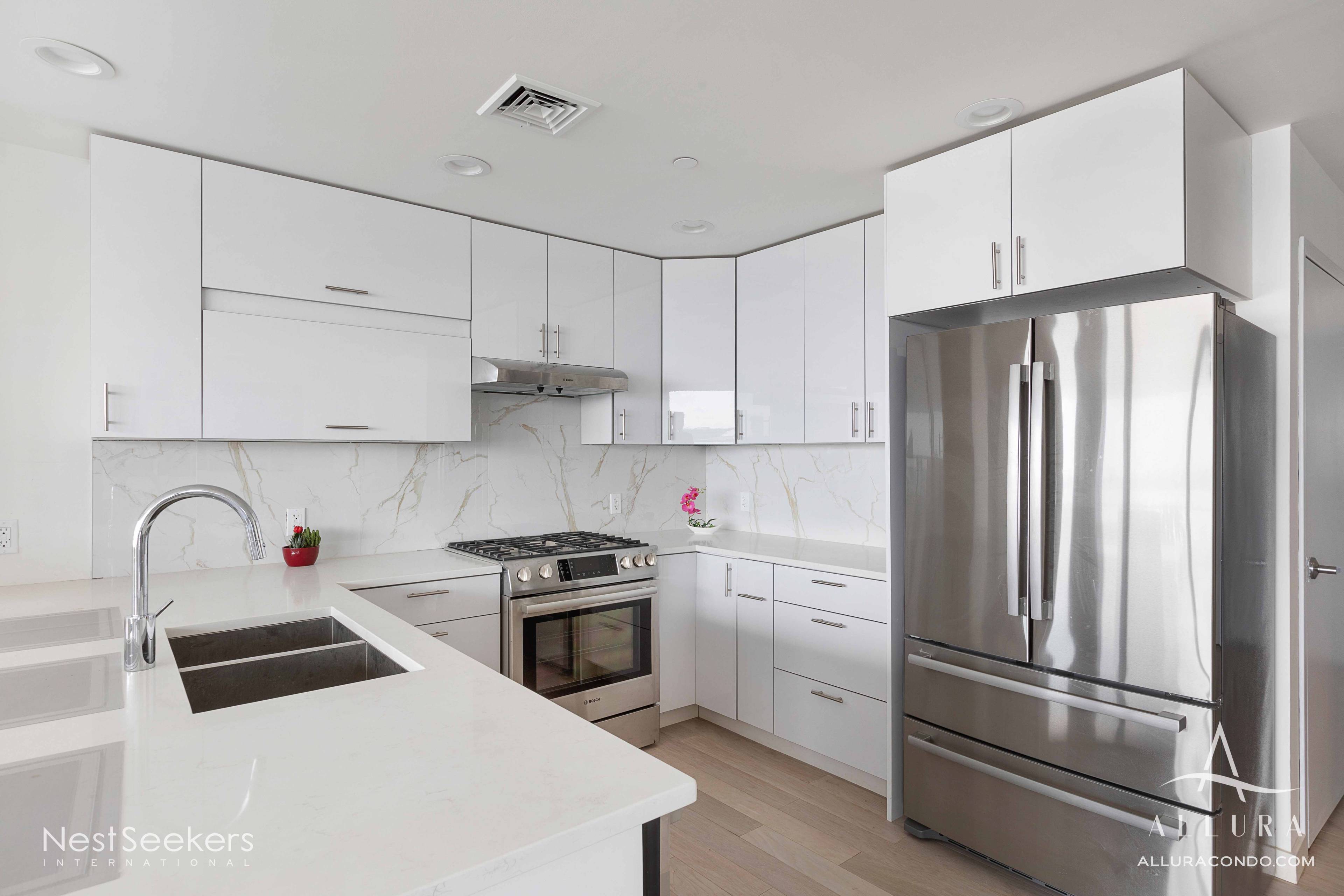 Allura Condo - Brand New Waterfront Development in College Point - Large 1 bedroom