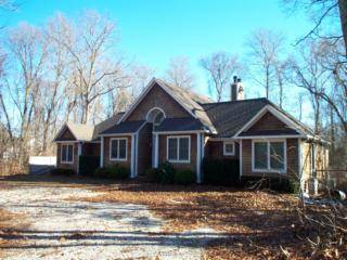 CLOSE TO VILLAGE WITH POOL East Hampton North
