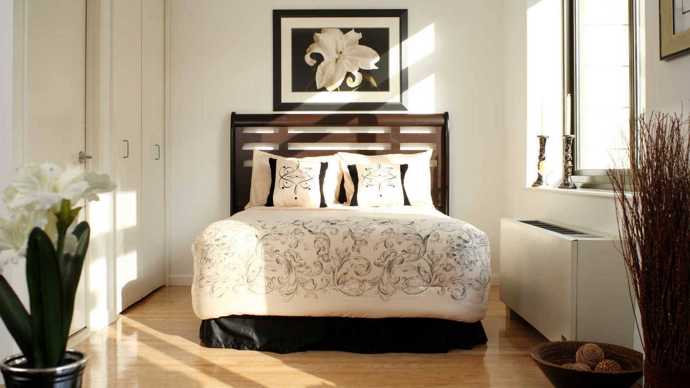 Beautiful West Village 2 Bed Now Available!!