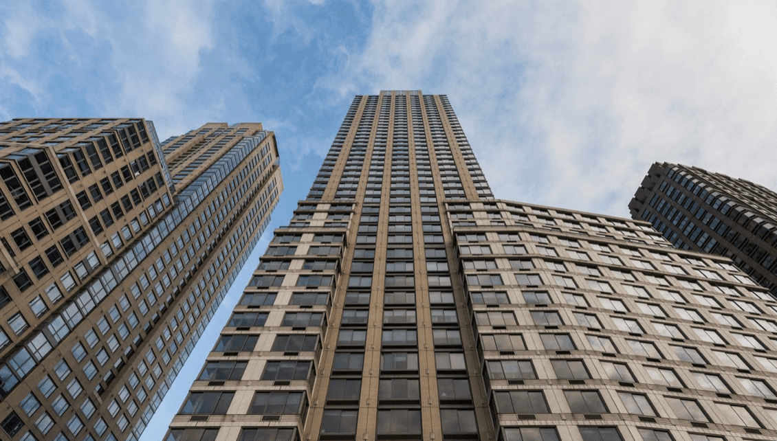200 Riverside Blvd. | 1 Bdrm Rental