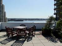 MURRAY HILL EAST 34TH..FABULOUS DOORMAN 1 BEDROOM--GARAGE-HEALTH CLUB--ROOFDECK