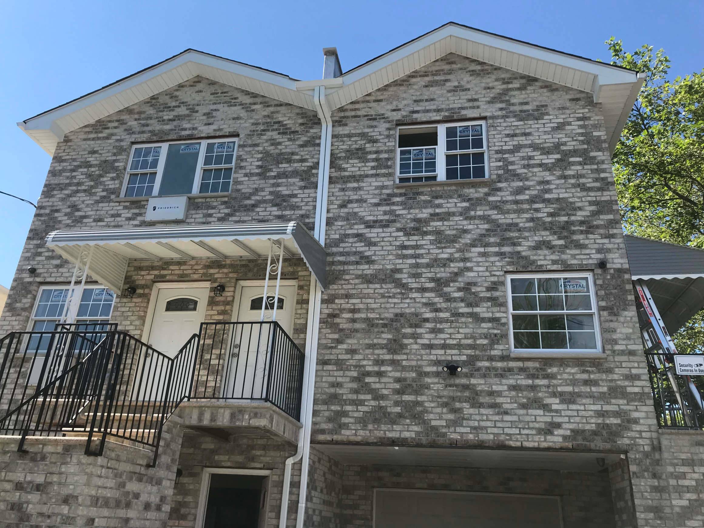 This is the for the sale of 2 separate houses.