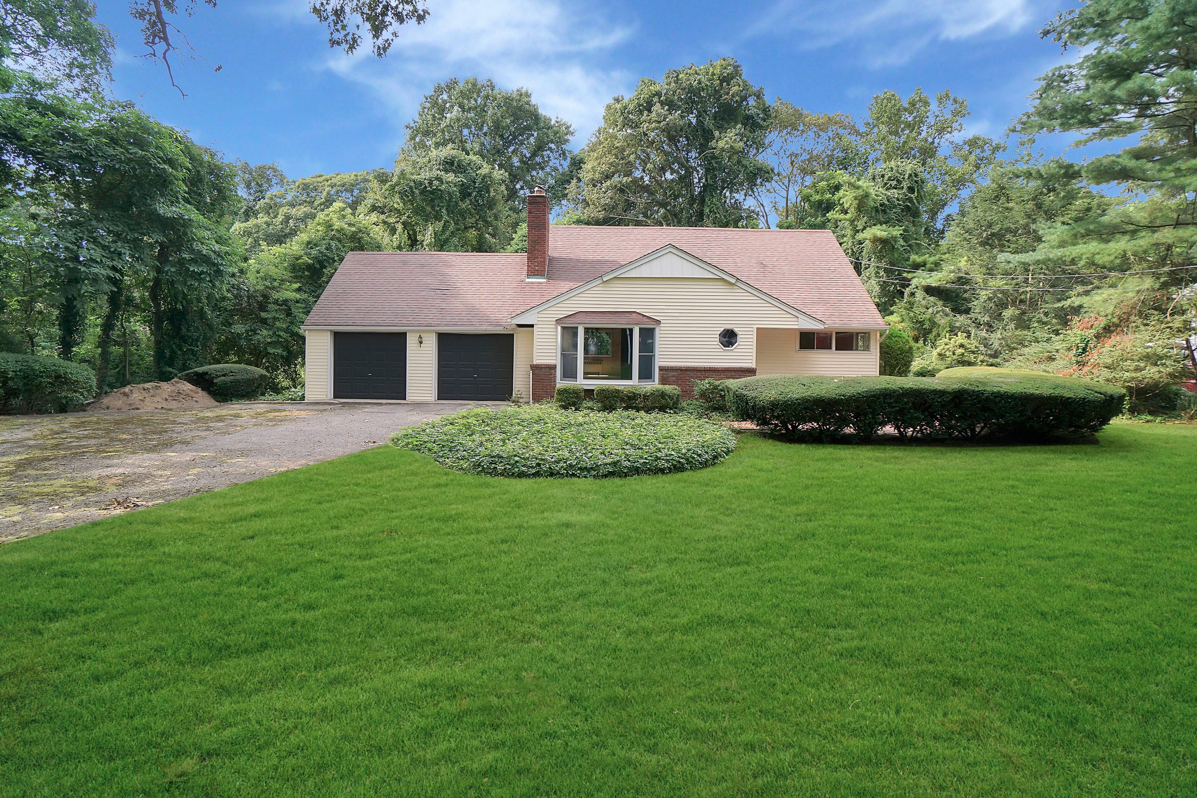 Expanded 4 Bedroom Cape On Wonderful 
