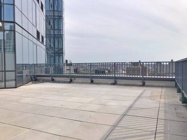 1 Bedroom with massive private terrace in Historic Fort Greene