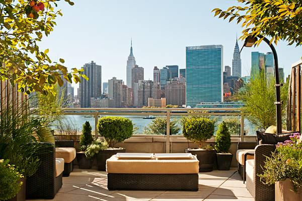 Stunning panoramic views of Manhattan's skyline,  mint large 1 bed/1 bath with an enormous private terrace 
