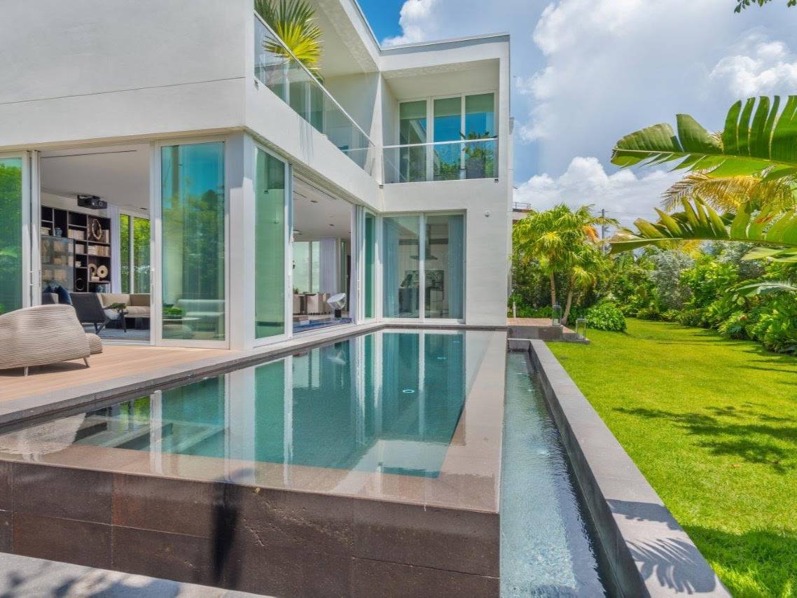 Ritz-Carlton Residences Villa