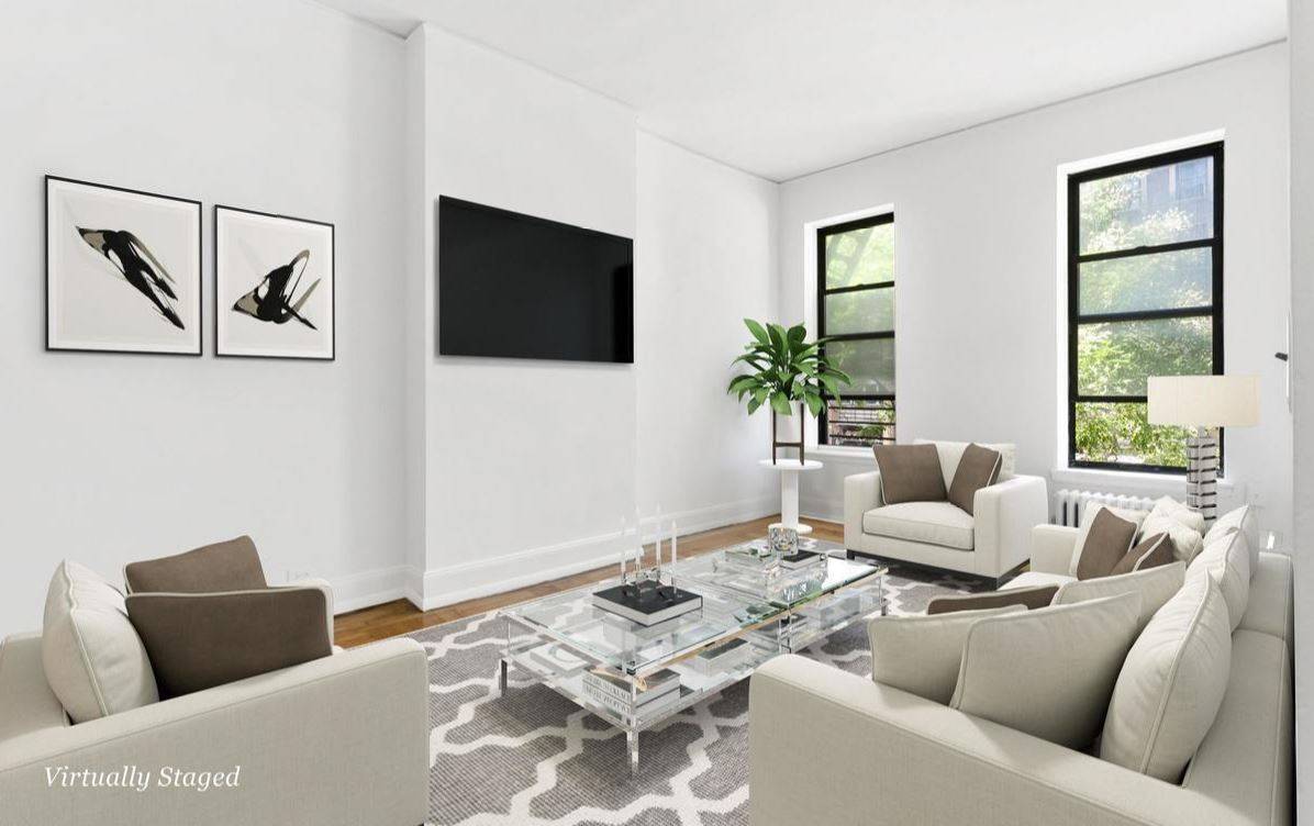 Grand Two Bedroom in Columbus Circle