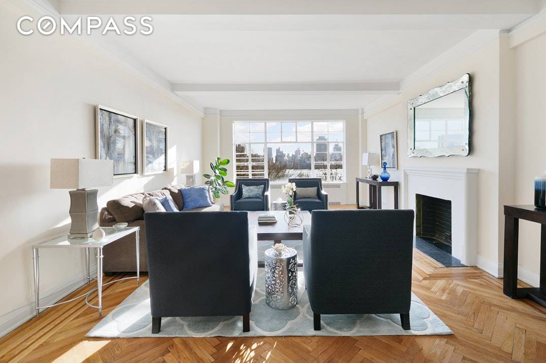 They don't make them like this anymore timeless, gracious, elegant, classy, and of course, those direct, OMG views of Central Park, the Reservoir and the City skyline beyond.