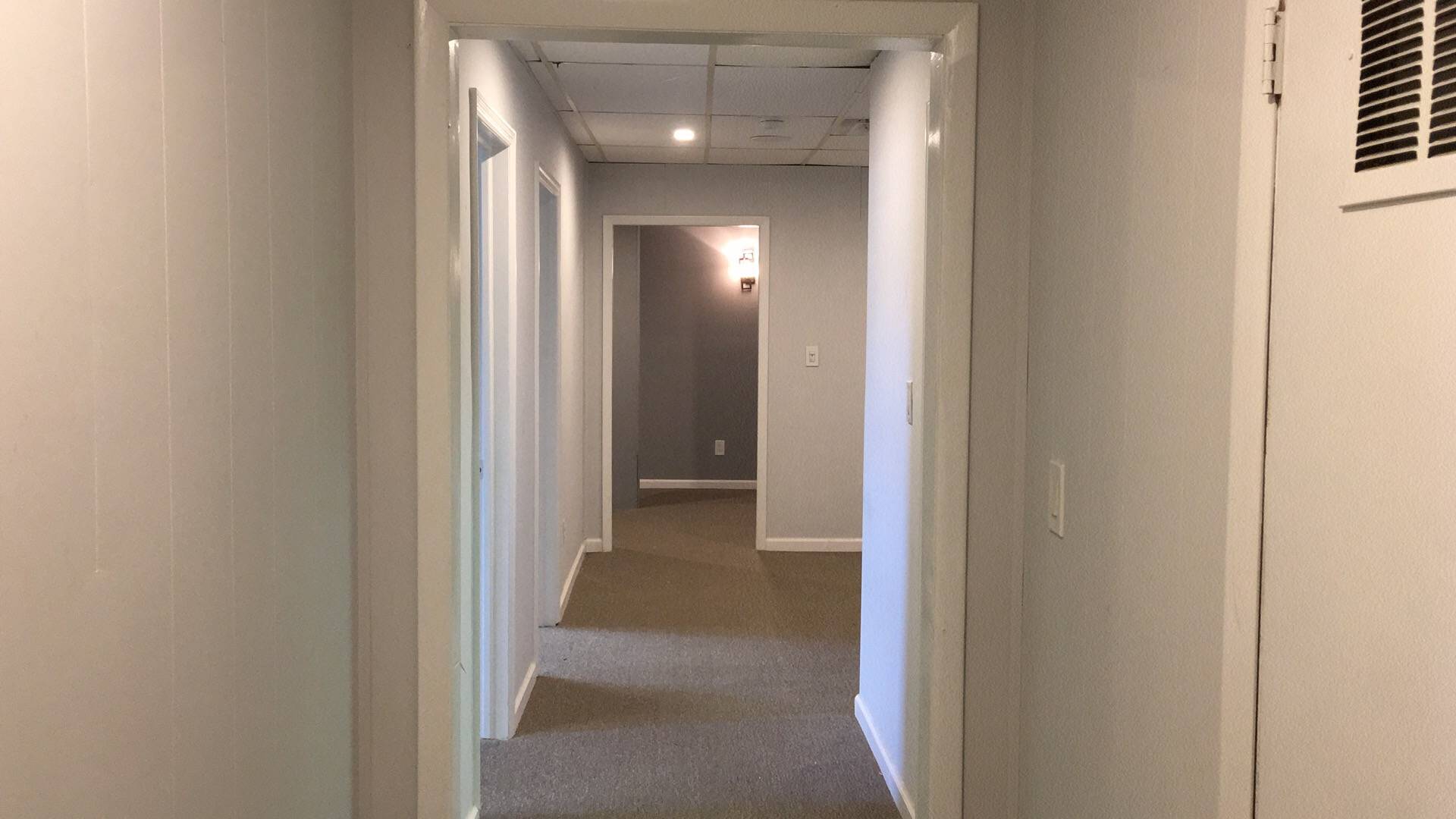 Commercial Space in High Foot Traffic Area-7 rooms