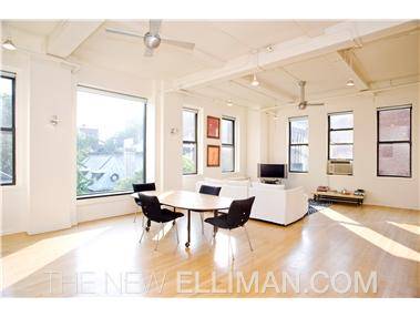 3 Bed, Home Office, Library, Steam Room, 12' Ceilings, 2100 Sq Ft 