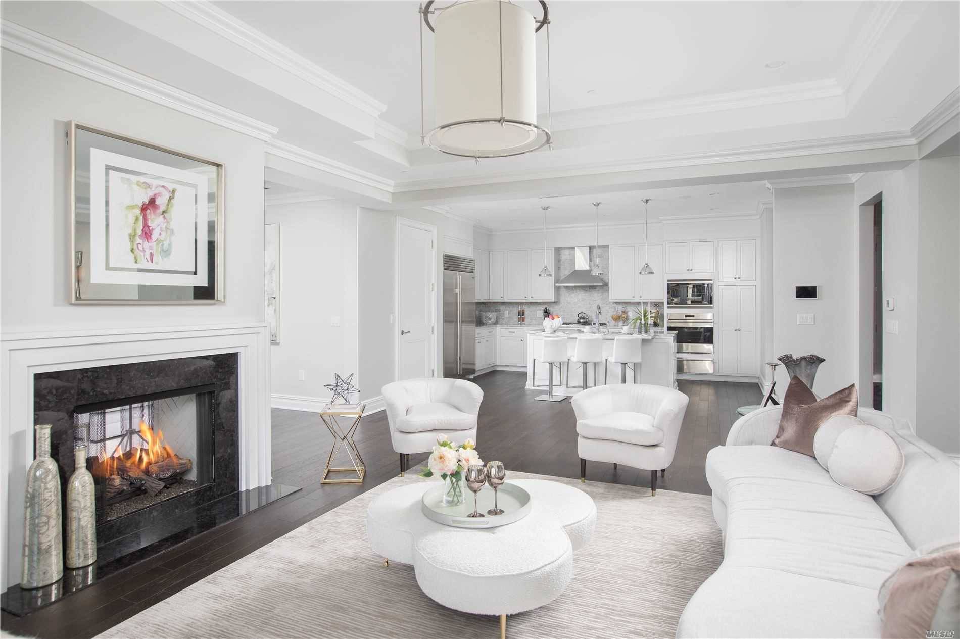 This sprawling 3 bedroom, 3.