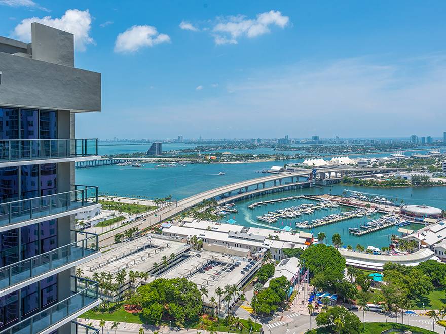 Young and Fun building in Miami Downtown