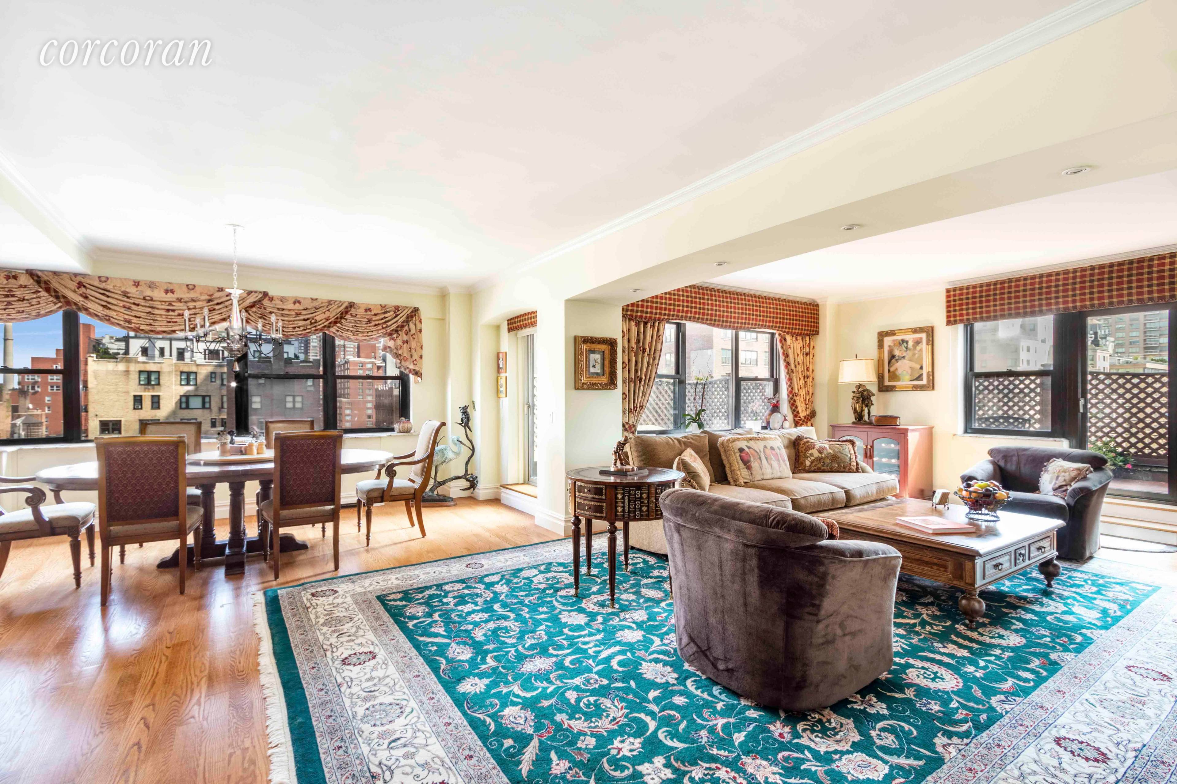 Grand Upper East Side duplex !