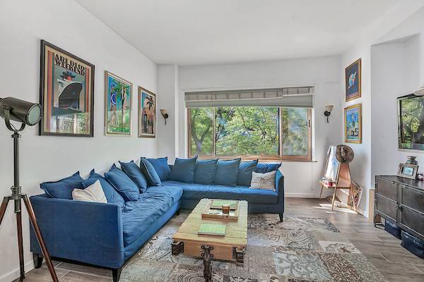 BRAND NEW TO MARKET. Sellers have combined a large one bedroom with and adjoining studio apartment to create 1217 square feet of truly distinctive and totally unique two bedroom living ...