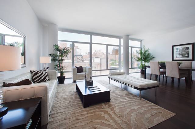 CHELSEA CONDO FOR SALE!! PRIME LOCATED IN CHELSEA! 1 BEDROOM 1 BATHROOM, IN WALL SPEAKER SYSTEM HIGH CEILINGS,  ROOF-TOP TERRACE, ITS THE BEST DEAL!!!