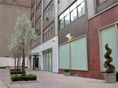 Luxury Living in Gorgeous FURNISHED Studio in Financial District!***