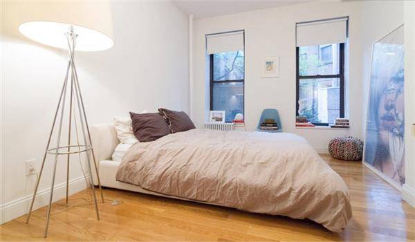 No Fee Sunny Greenwich Village One Bedroom