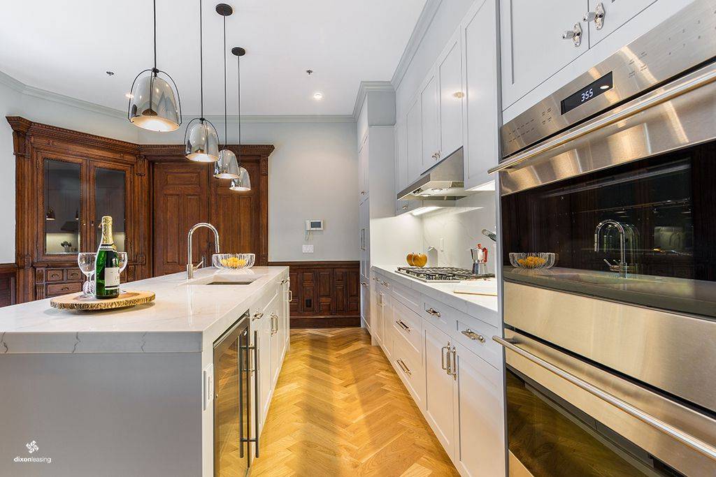 Luxurious living and optimal convenience emit itself in this stunning corner lot brownstone.