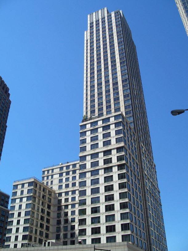 200 Riverside Blvd. Apt. 4K