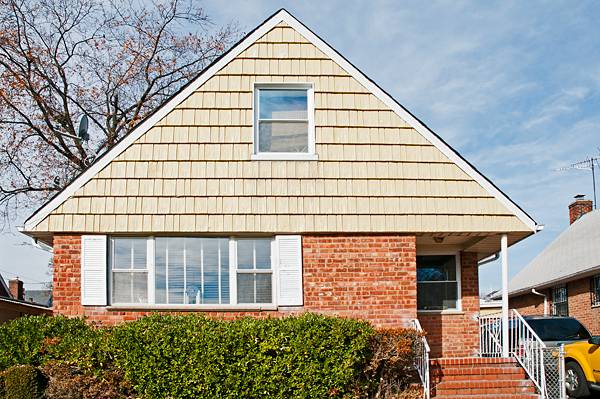 Beautiful Home In The Heart Of Flushing