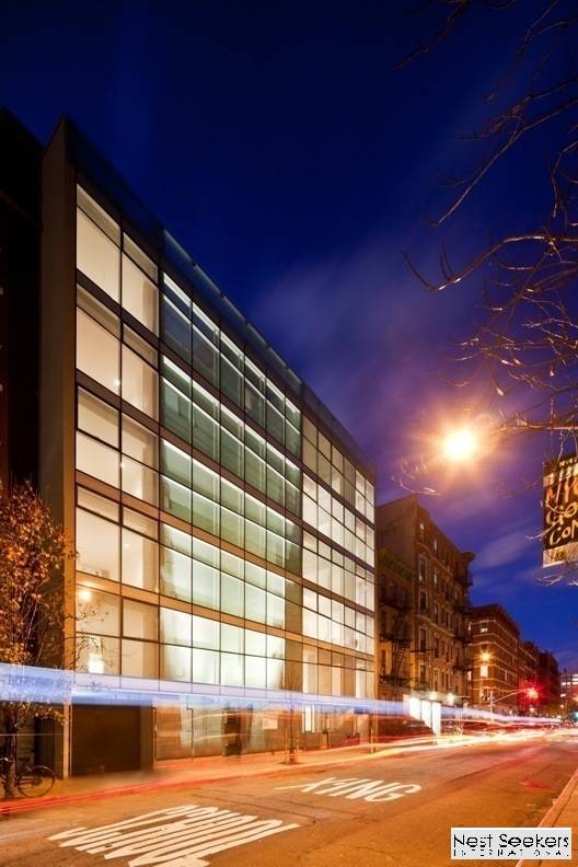 Lower Manhattan Private Parking Spaces For Sale / Located in a LUXURY Condo Building