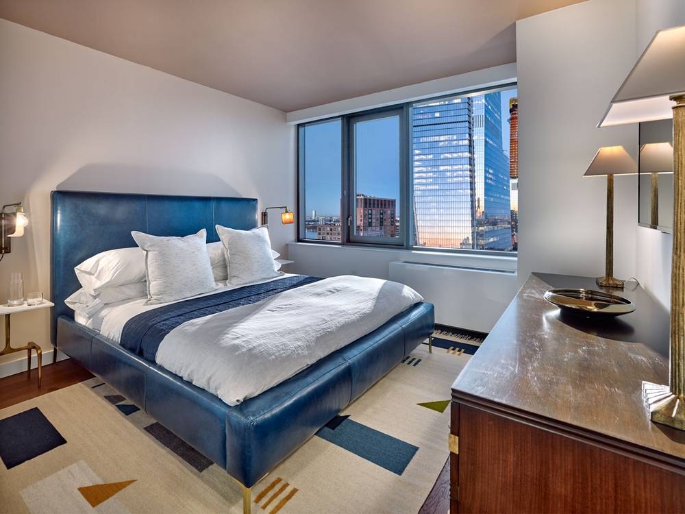 ** Hudson Yard Rental ** Large Two Bedrooms Two Bath ** White glove