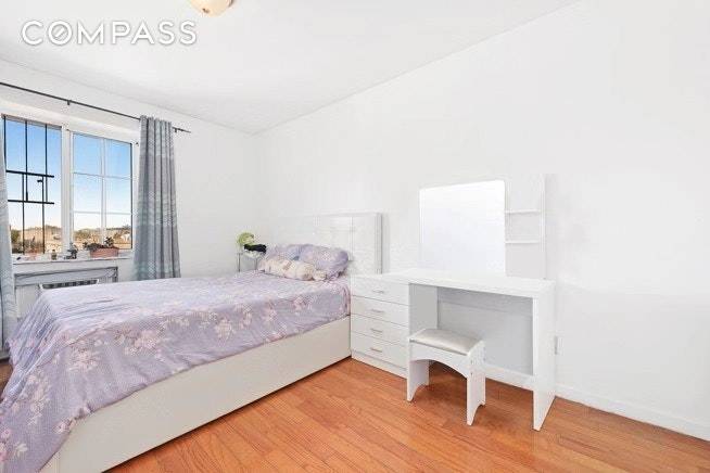 Beautiful 2 bedrooms, 2 full baths with north faced balcony, Large open living room, eat in kitchen.