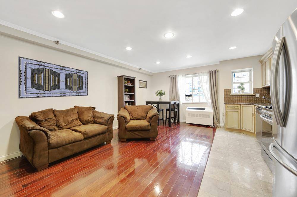 Welcome to Apartment 2A at The Lenox Road Condos in Prospect Lefferts Garden, where you will find spacious, contemporary living in an immensely convenient location !