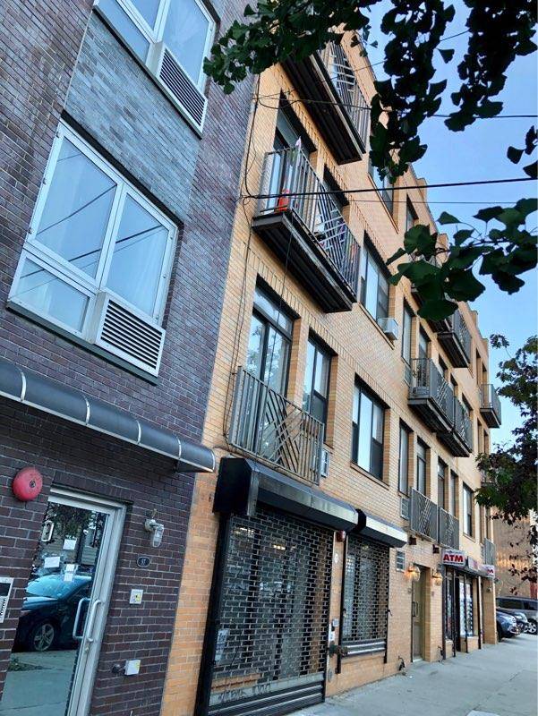 Great opportunity to lease a space on a nice block with a spacious basement.