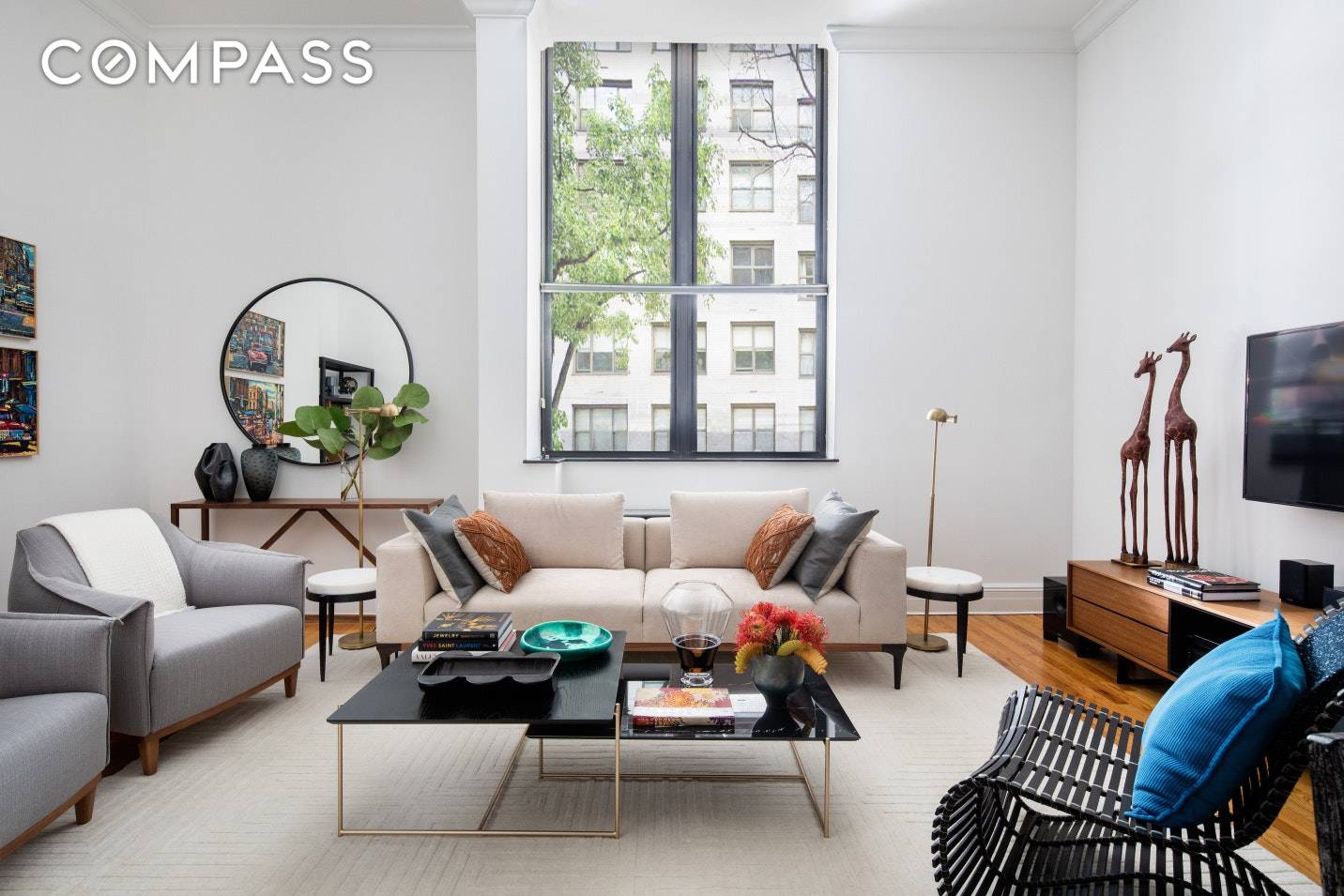 Residence 1D at 61 Irving Place presents the ultra rare opportunity to own a pre war one bedroom in a converted schoolhouse, on Gramercy s most desirable block.