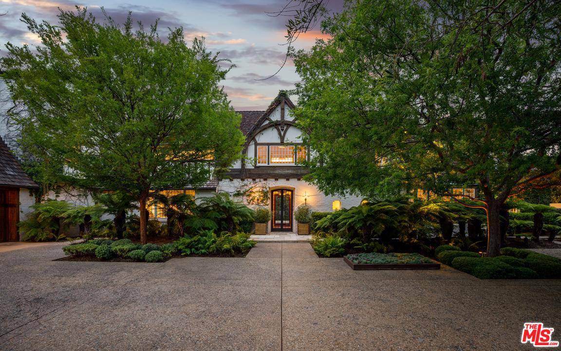 1026 RIDGEDALE DR Beverly Hills LA