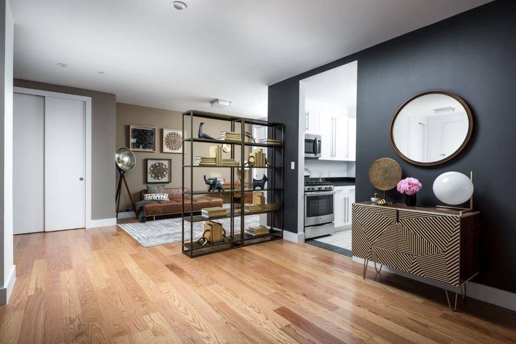 TRIBECA NO FEE THREE BEDROOM